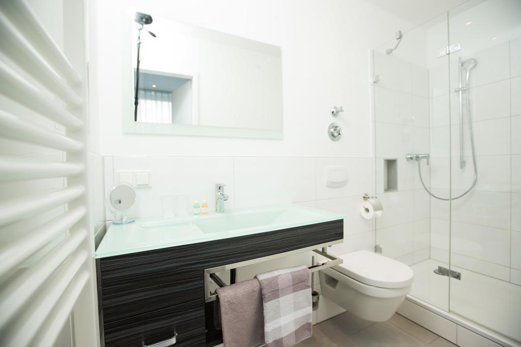 Design Sleepy Cologne Apart otel Oda fotoğraf